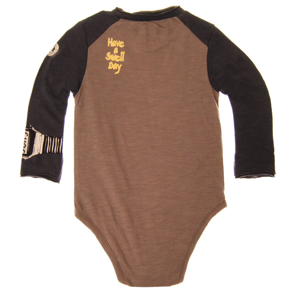 Swell Day Raglan Bodysuit by: Mini Shatsu